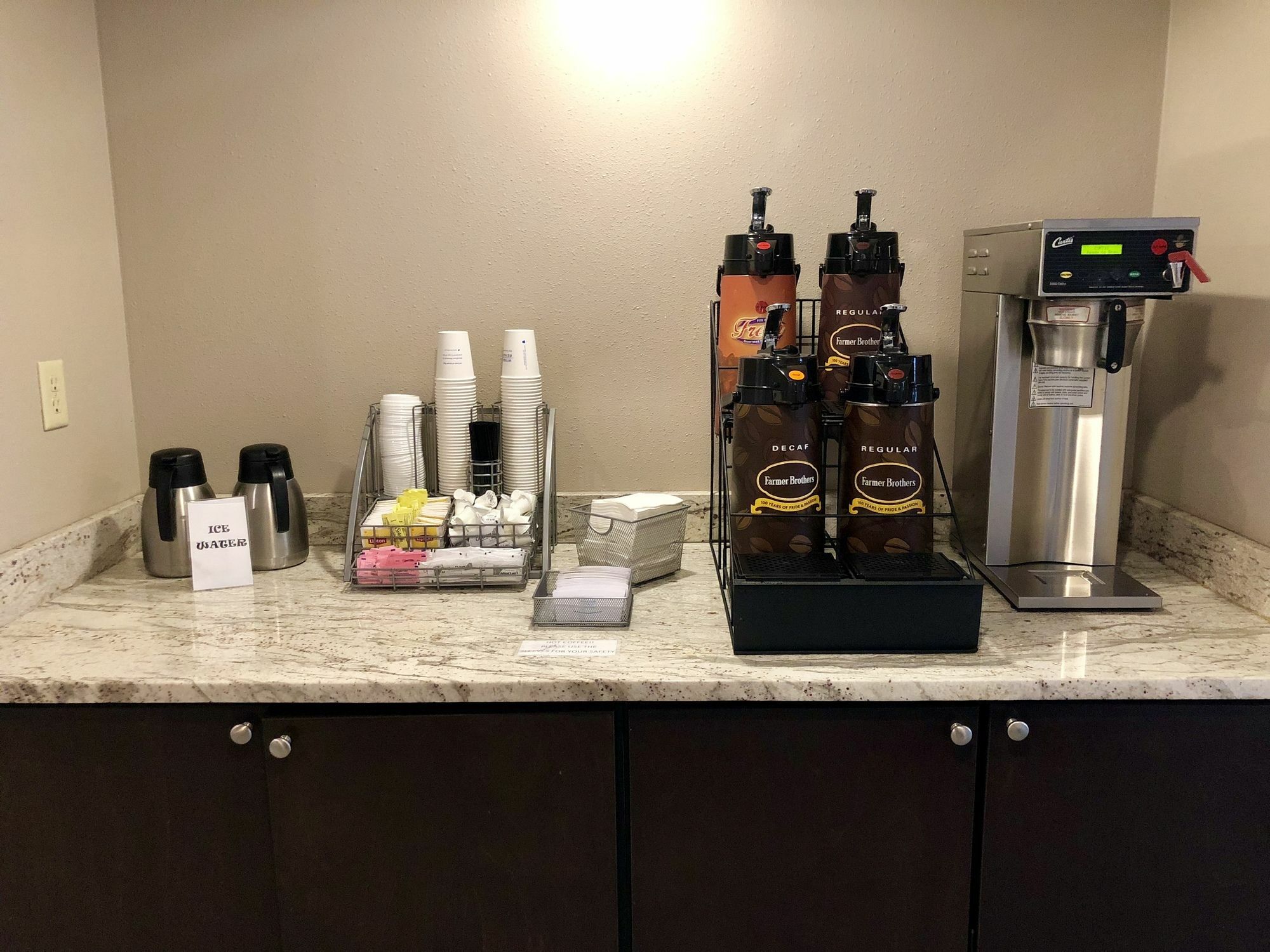 Super 8 By Wyndham Valdosta Ga I-75 Ξενοδοχείο Εξωτερικό φωτογραφία